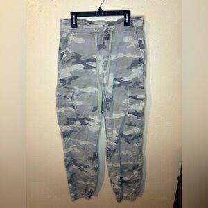 American Eagle Camouflage Cargo Pants